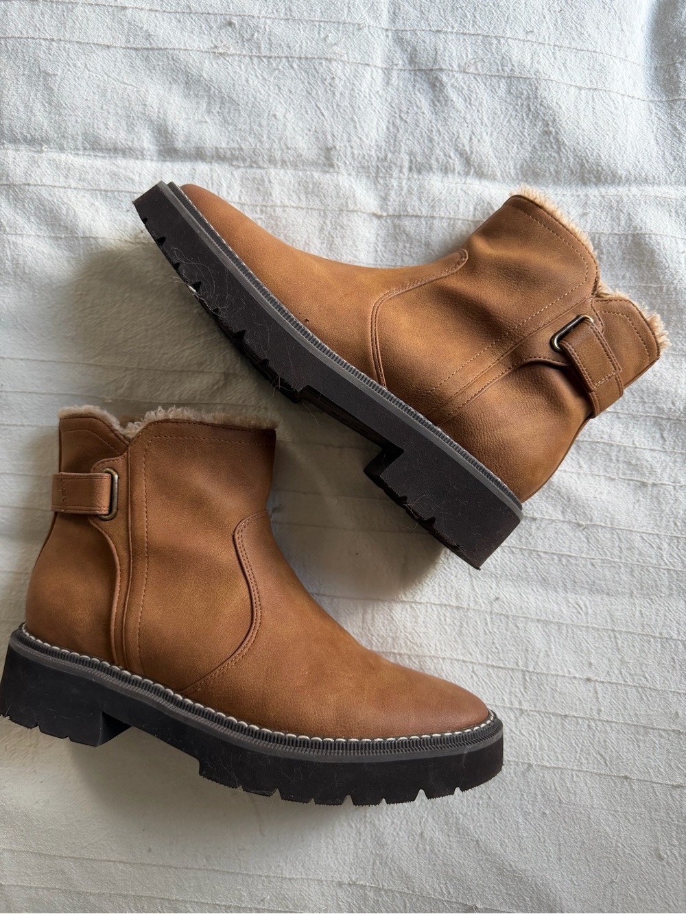 Naturalizer Rue Platform Ankle Boot - Picture 4 of 7
